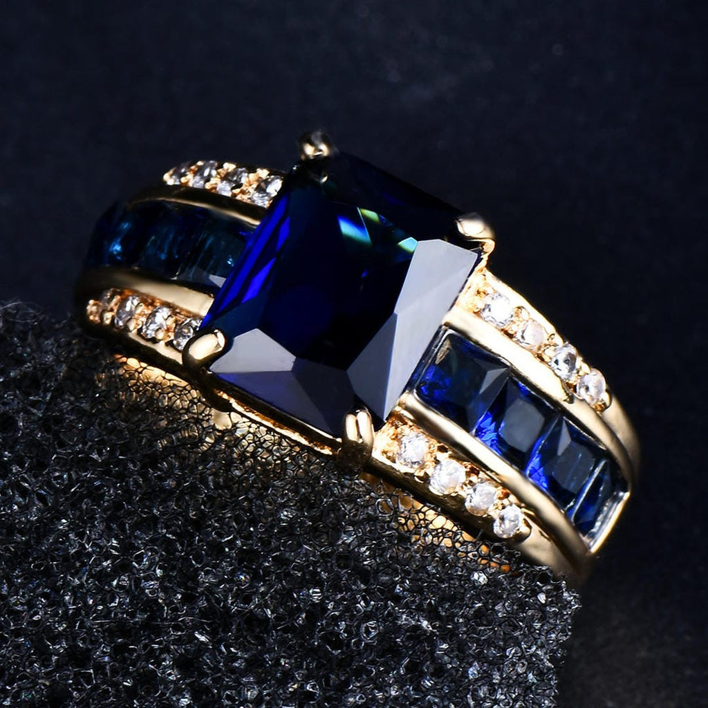 Sapphire Petal Velvet Ring