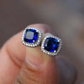 Saphir Stud Square Earrings
