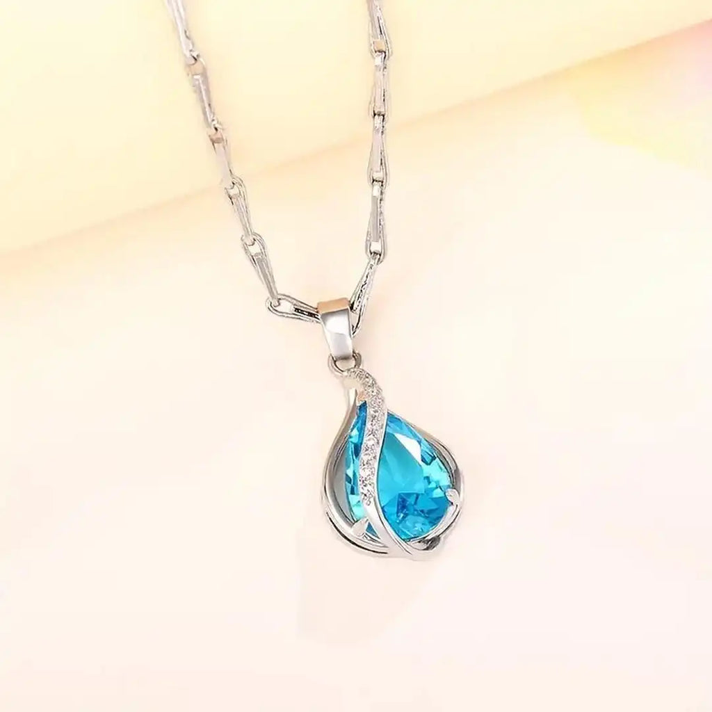 Elegant Vireaux Celestine Necklace